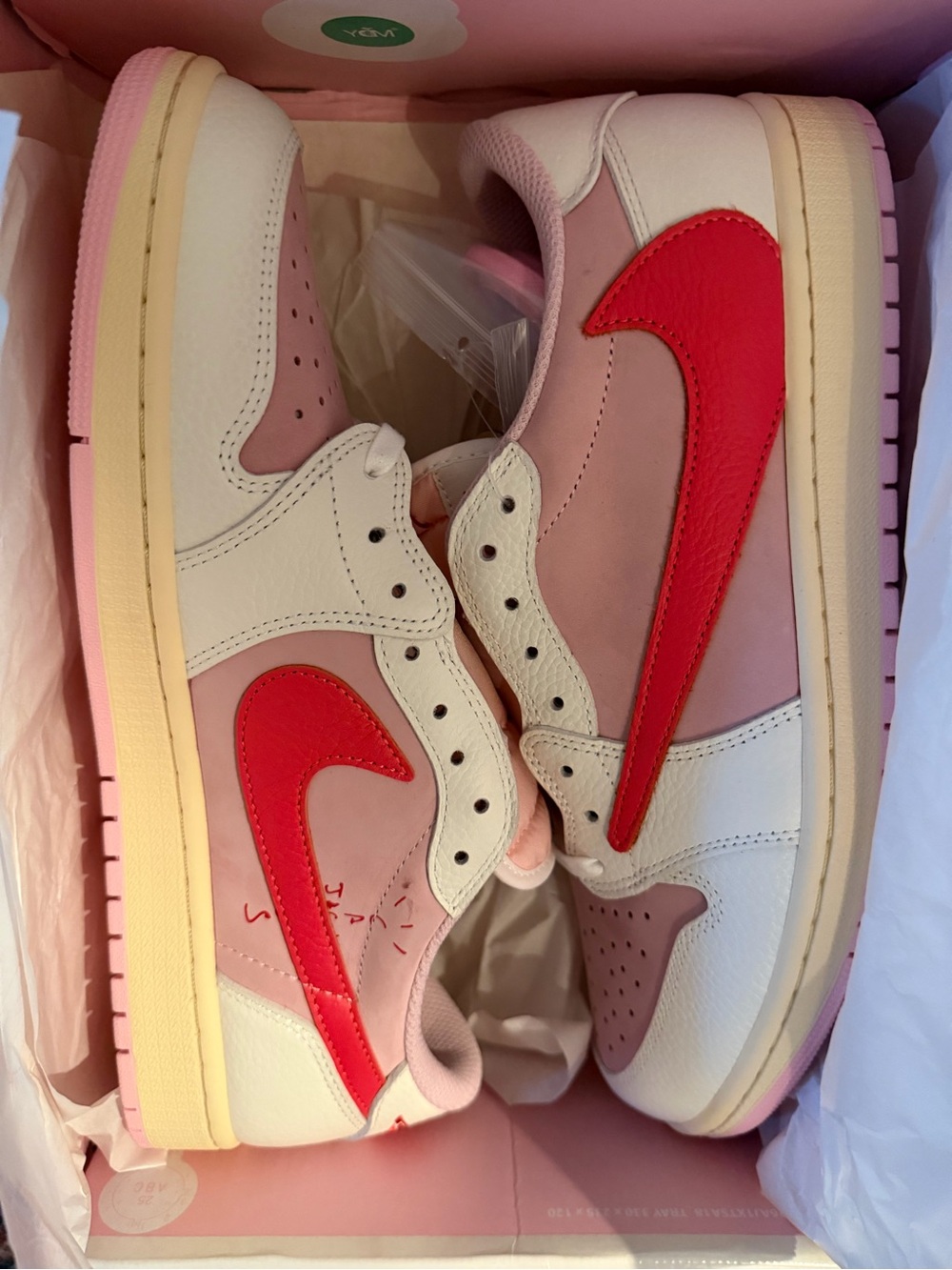 Air Jordan 1 low OG SP Travis Scott ‘Tropical Pink’-men’s 11 - Picture 2 of 12